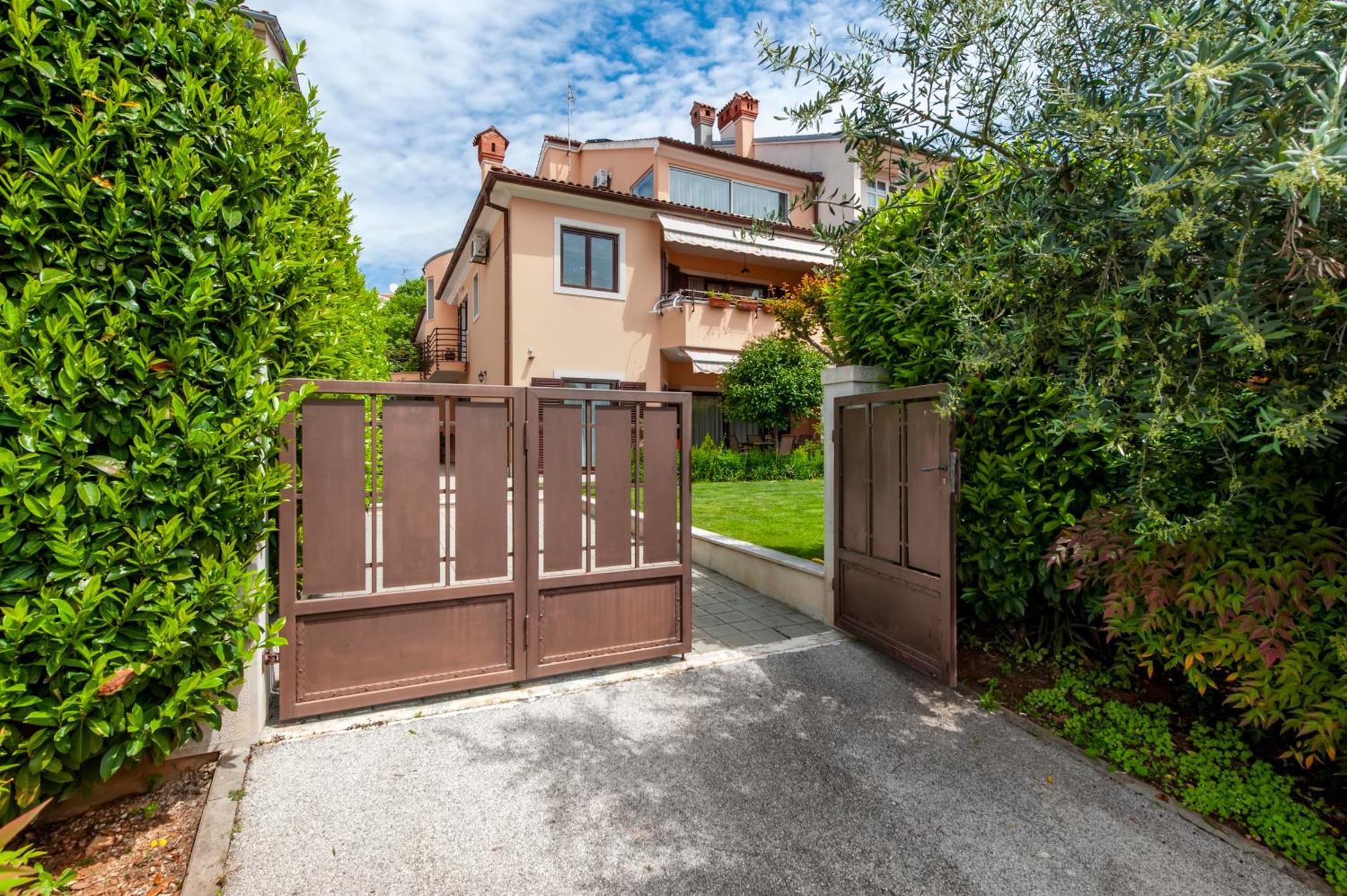 Olea Magica Apartments Rovinj Exterior photo